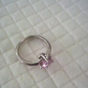 Elegant Pink Stone Silver Ring